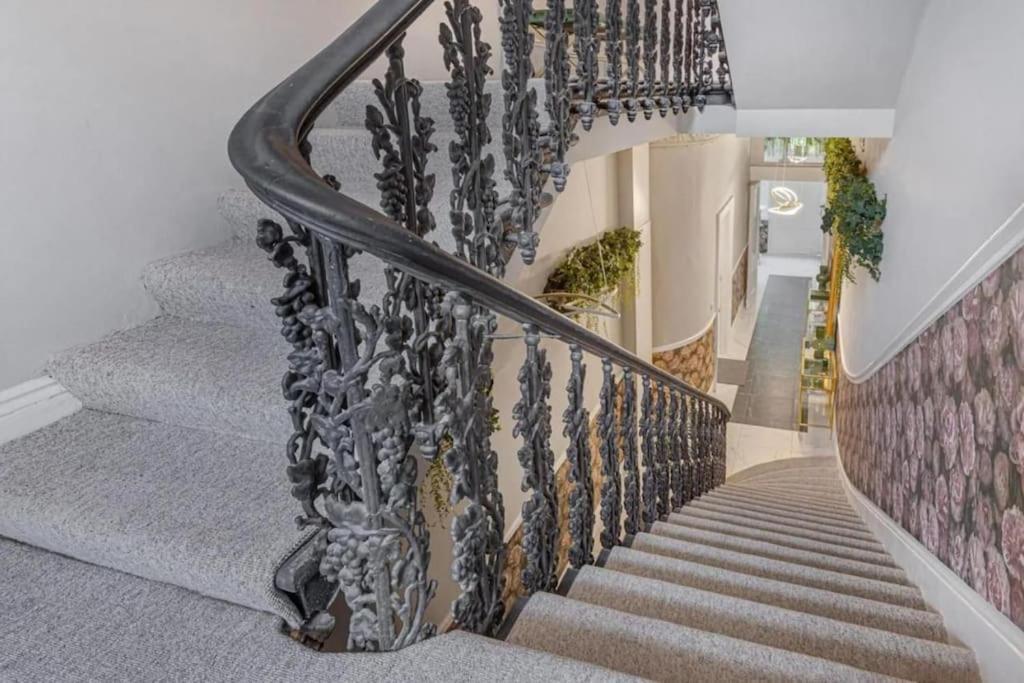לונדון Gorgeous Hyde Park Home With Elevator Access By Tube Metro Stations מראה חיצוני תמונה