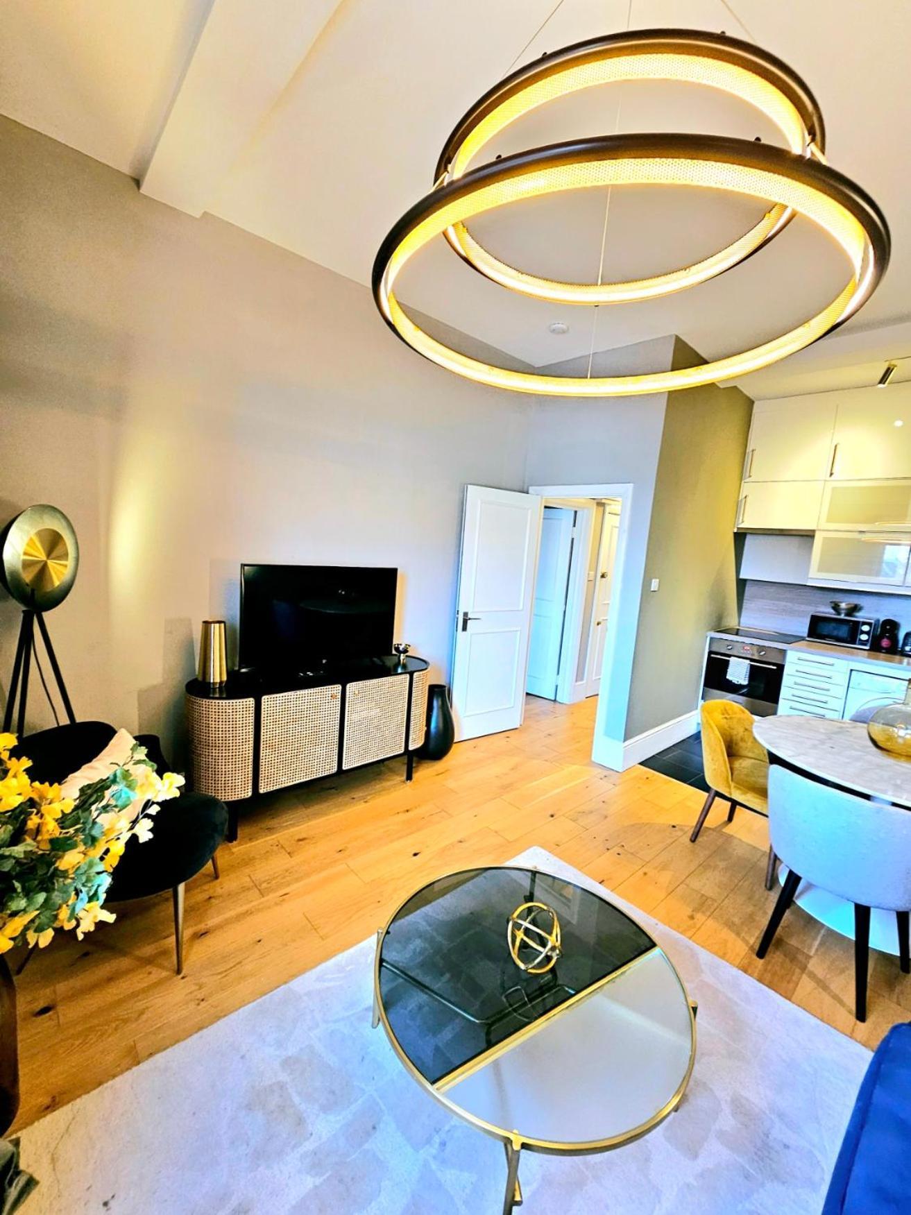 לונדון Gorgeous Hyde Park Home With Elevator Access By Tube Metro Stations מראה חיצוני תמונה